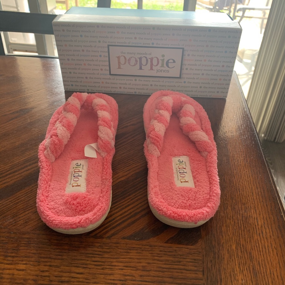 Poppie Jones Terry Cloth Slippers NWOT